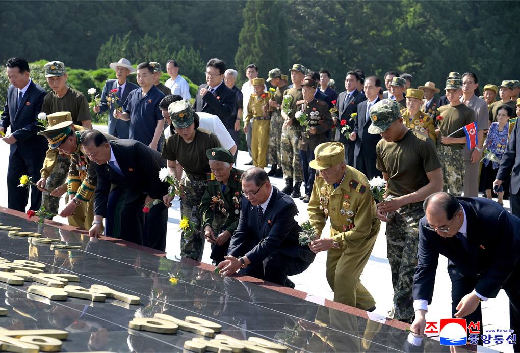 4-조국해방전쟁승리72돐 성대히 경축